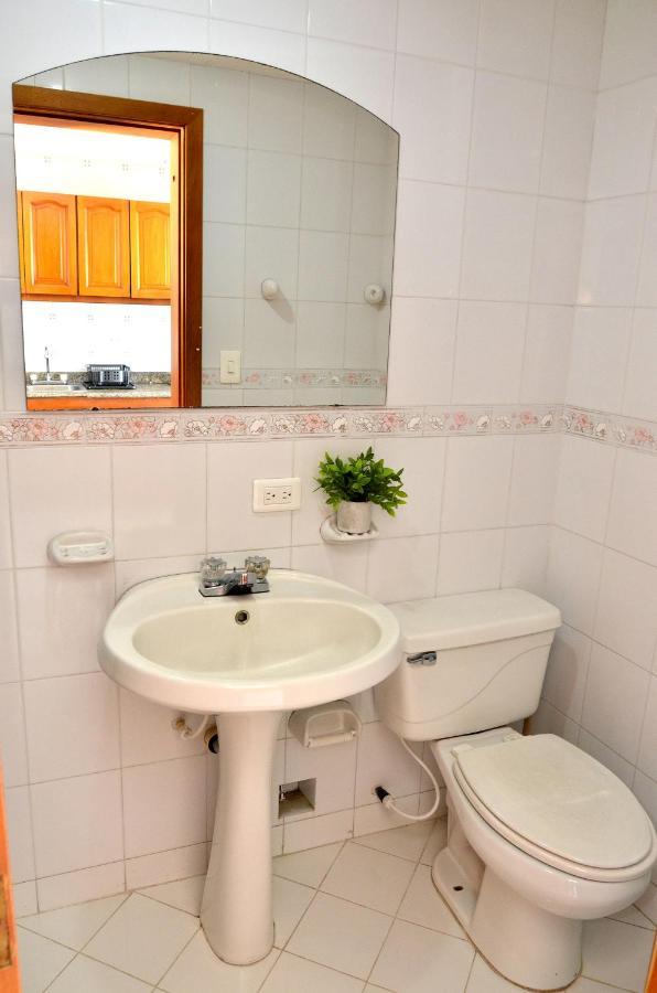 Apartamentos El Penon Del Rodadero Vista Al Mar - By Apartamar Santa Marta Kültér fotó